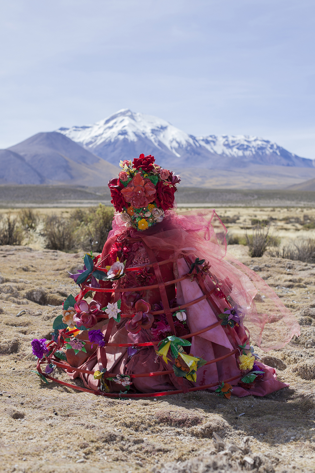 ALMA Y MUERTOS de Daniela Portillo. Formato VideoPerformance. Fotografía por Jois Ann - D. Portillo