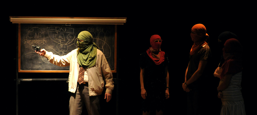 Diseño integral en obra _Escuela_. Dirección Guillermo Calderón. 2013