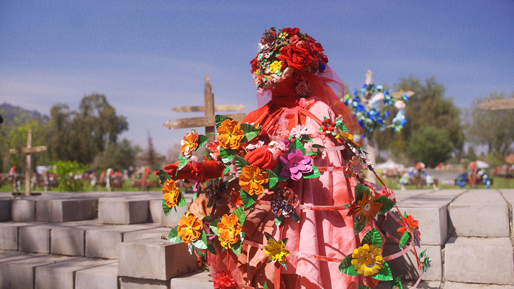 ALMA Y MUERTOS de Daniela Portillo. Formato Performance Ritual. Fotografía Carlos Muñoz - D. Portillo